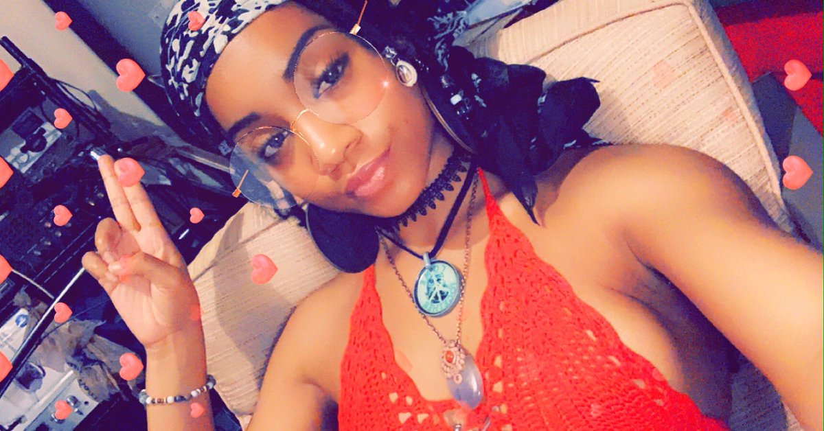 _Shantayjuh_'s tweet photo. Peace &amp; LOVE🌼 https://t.co/maVaYTzkKF