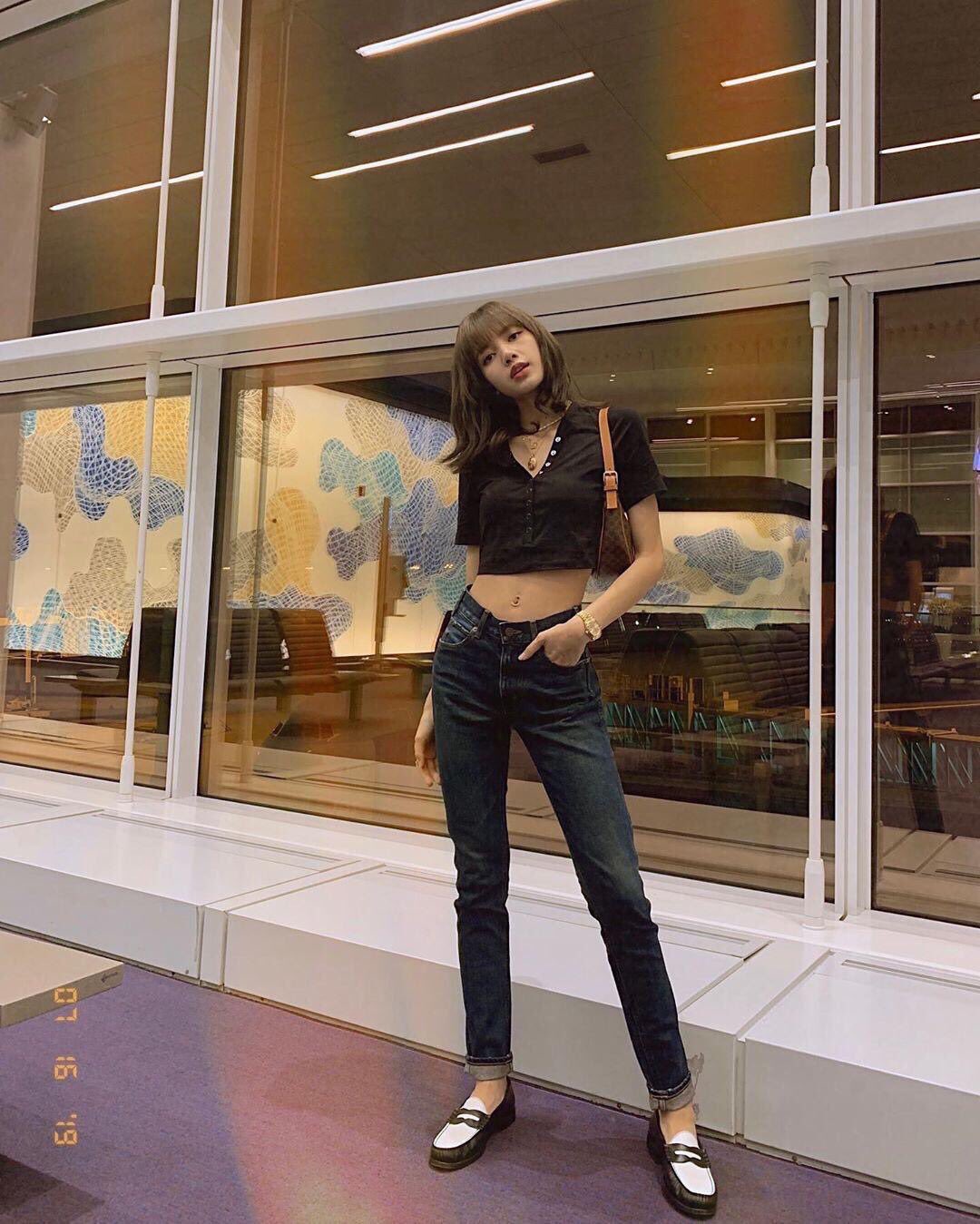 BLACKPINK リサ 🌝子 on X: