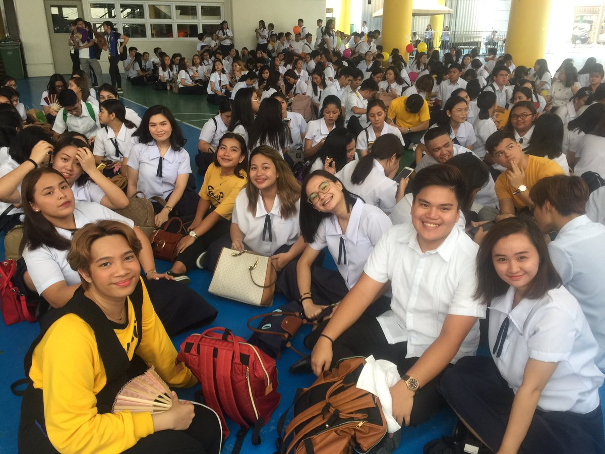 ustcasaofficial's tweet photo. THEY ARE READY TO ROCK! π€π»β€οΈ
CASAns are now here at the Practice Gym, waiting for their turn to enter the Quadricentennial Pavilion for the annual Roarientation.
#CASAFreshmenRock
#GrowLouderWithCASA https://t.co/2ok7VYddII
