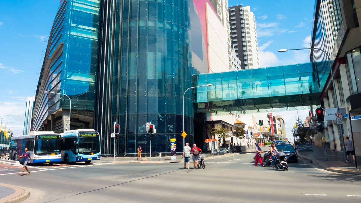 Research led by <a href="/UNSW/">UNSW</a> Professor Mat Santamouris and @CRC_LCL has informed a $4.3m upgrade to Parramatta's CBD intended to lower temperatures by as much as 2 degrees and increase comfort levels up to 60%. Read more: propertyobserver.com.au/forward-planni…