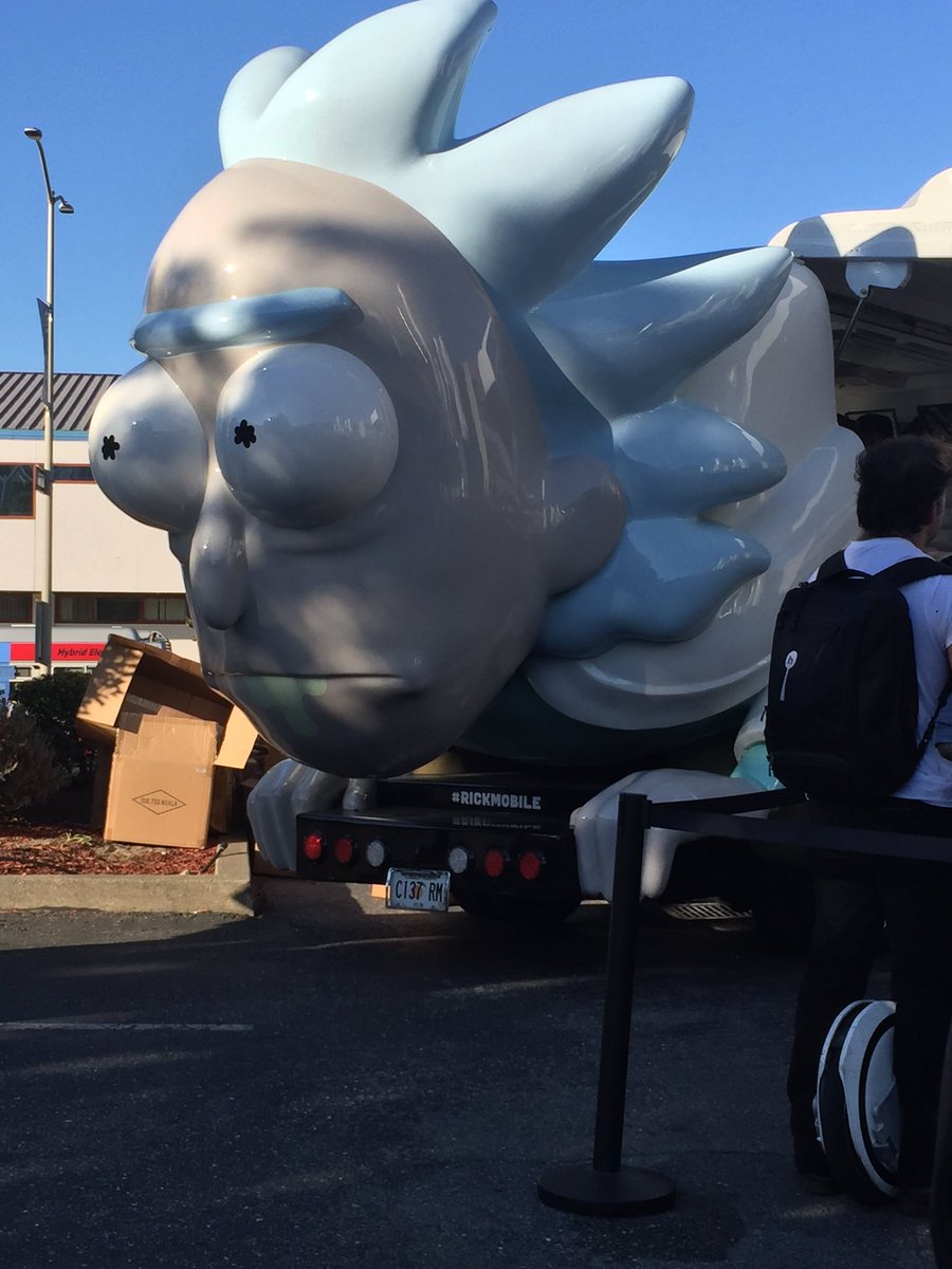 lifen16oz's tweet photo. Checked out @SpeakeasyBeer Ales & Lagers in San Francisco, plus Arnold Chavez just HAD to visit the #rickmobile #rickandmorty #whatsinYOURpint #lifein16oz #adventure https://t.co/b3uvQfBxiv