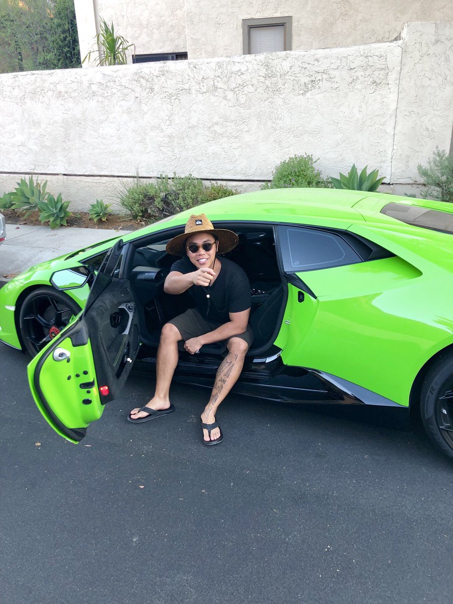 heytantrum's tweet photo. Book those flights and meet me at @11Miami on 9/12 🛴 https://t.co/LTmZpnE88O