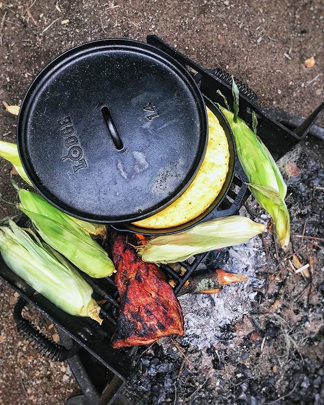 reallifewithdad's tweet image. Just because you’re camping doesn’t mean you can’t have a feast. Tri-tip, sweet corn, and cornbread. All cooked on the fire 🔥 
#campfirecooking #livefirecooking #castironskillet #castironcooking #adventurefamily #familyadventure #optoutside #getoutside ift.tt/2ZYQy3J