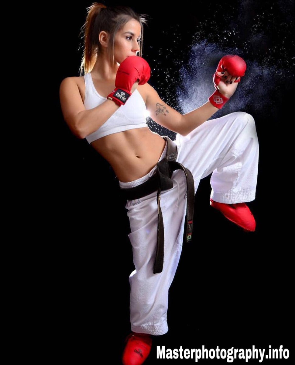 SBenody's tweet photo. Good judgement is the result of experience, and experience the result of bad judgement. That hard training will be impressed by professional photography.💪👊📷
.
🔥 visit us: https://t.co/DCyX2eMgcA🚀
.
#photography #photo #photographer #japan #karate #fight #girl #training #win https://t.co/0ddY6sorXs