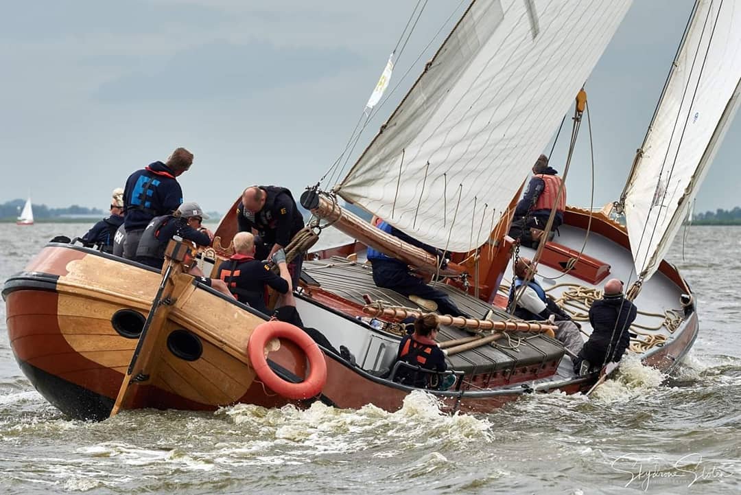 Juster in 5e plakje op Heech. Om 14.30 oere start de A-klasse op Sleat! 💪 #IFKS19
📷 Skydrone Sloten