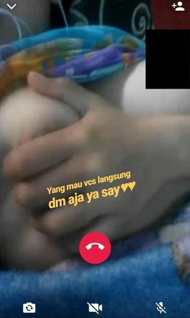 FurodaRahma's tweet photo. Testimoni ya gays yang mau order bisa langsung wa dibawah ini ya gays 
081386148845
#vcs #vcsreal #jilbobsexy #vcbugil #phonesekindo #jilboob #ceweindonesia #jilbabmontok #ceweindohot #jilbobsexy #jilbobketat #goyangbasah https://t.co/ZBlYYf885i https://t.co/V4W84uRZ9y