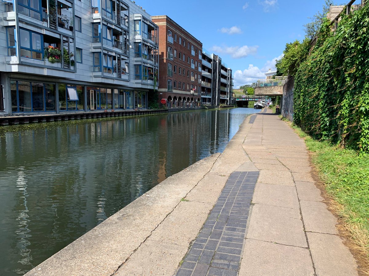 louisesburke's tweet photo. No better place to run and sing. Hear the voice in an outdoor setting&fine tune #camden #riverwalk #singerslife #singer #casting #castingdirector #musicals #producer #cabaret #pheasantry #nodistractions #journeyreallyisajourney #teamofsupport #couldntdoitalone #walkingalone https://t.co/QWFJbRqo3j