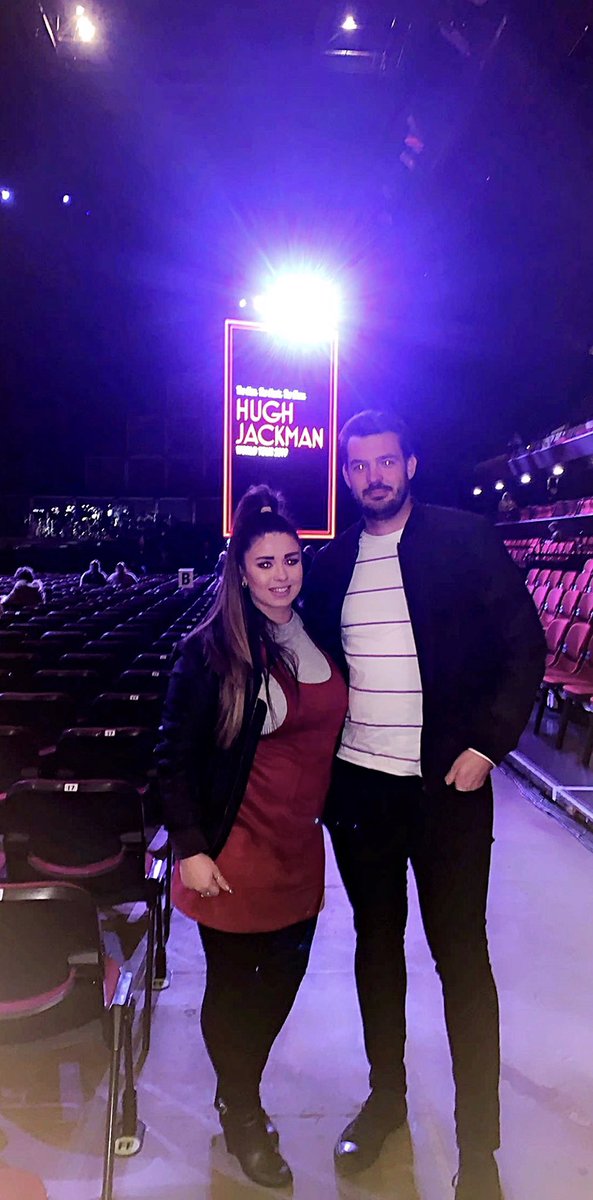 Charr_Mart's tweet photo. Too excited to see @RealHughJackman tonight!! Best birthday pressie!! #TheManTheMusicTheShow #19weekspregnant 😁🥰 https://t.co/iyEsqpXC6X