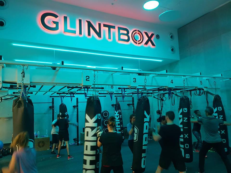 BfitIbiza's tweet photo. Dale! 👊🏽 Golpea!💥 Descarga!🔥
Únete al grupo de #HBXboxing de esta tarde a las 14:30h o 18h con Germán
#BfitIbiza #HBX #boxeo #boxing #IbizaEsWellness #MMA #ibiza #ibizagym #gym #fitness #boxeoibiza #ibiza2019 https://t.co/Y7JXAN0Pd3