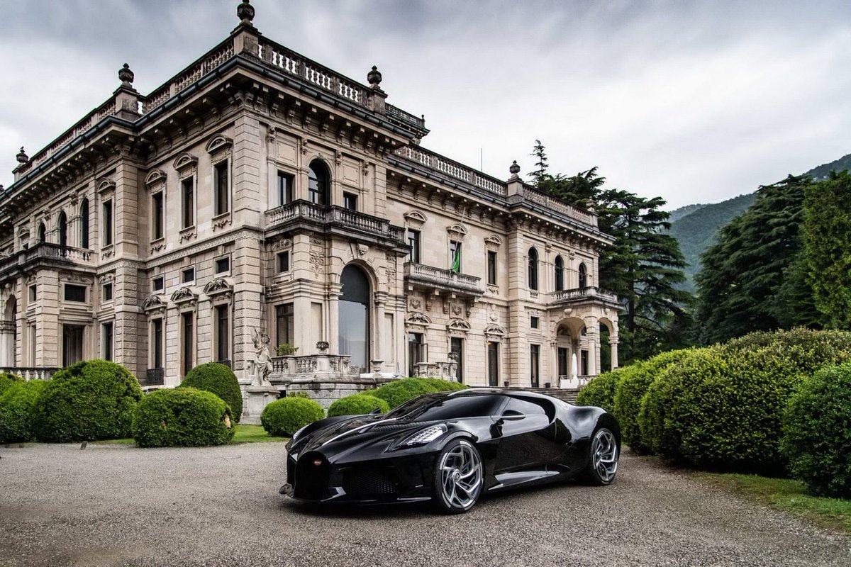 Seez_App's tweet photo. The one of a kind Bugatti La Voiture Noire is the most expensive car in the world! Can you guess how much it's worth?
It was sold for $18.68 MILLION to a mystery "Bugatti enthusiast."
#seez #seezthecars #seezapp #dreamcar #bugatti #lavoiturenoire #luxurycars #sportscars https://t.co/ofYsWna3CE