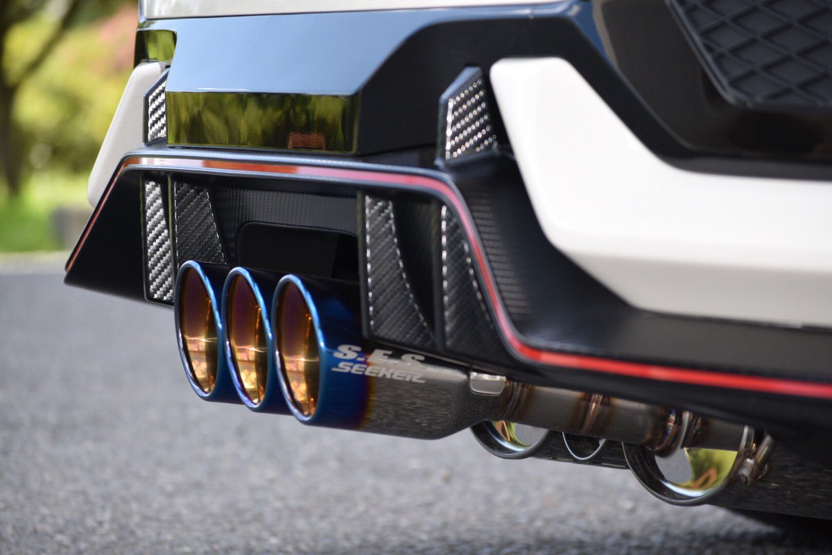 マッサル Fk8 على تويتر この度fk8納車されました 爆 1年落ち1600km走行の極上のファミリーカーです 笑 またシビックタイプrに乗れることに喜びを噛み締めます 笑 Fk8 納車