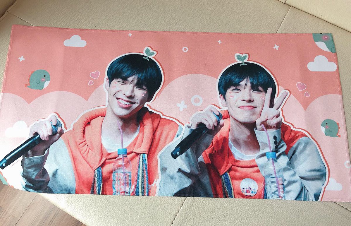 happinessnuna's tweet photo. #ฮปนรับพรี
(THGO.) #BX SLOGAN BY @lelexxi_
📅ปิดพรี 24/8
📦จัดส่ง : สิ้นเดือนกันยายน
- สโลแกน : ขนาด 60×30ซม.
- ของในเซ็ต : ถุงซิปล็อก + Griptok + พัดใส + โฟโต้การ์ด 3 ใบ
- ราคา : 750฿
ค่าส่ง 40/60
#BX #ตลาดนัดCIX #cix_오늘_여섯시_데뷔 #CIX1STWIN #KCON2019THAILAND #KCON19TH https://t.co/kXKtUcuAss