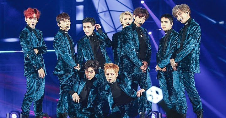 WWEXOL's tweet photo. [!!!] To celebrate #EXO's 6M followers on Twitter and Instagram, Describe EXO in SIX words + add the hashtag:
#6MilliONEXO 🥳

We are one EXO! Happy Six Million Followers! 🎉😍

Example: 👇
EXO will always be my inspiration. #6MilliONEXO https://t.co/Bv8O0J0u0p