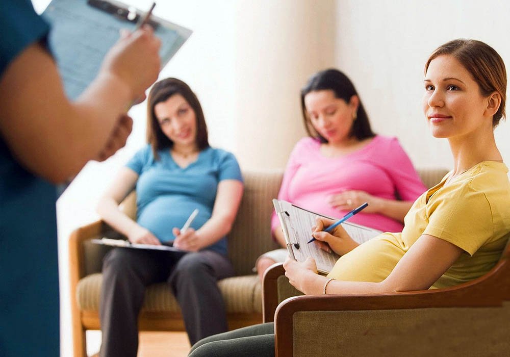 Молодая мама центр. Курсы для беременных. Психолог для беременных. Курсы для будущих родителей. Школа для беременных.