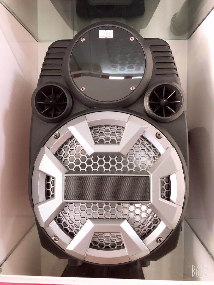ducendy's tweet photo. Flashing LED lights that change with the beat of music
Volume/mic volume/echo/Gain controls. 1 mic input (1 wired mic included)

ONLY $50.5 

Pls Call me +84968662190

Add : No. 422, Ly Bon Street, Thai Binh City, Vietnam

Thank you so much !!! https://t.co/3ztb9Tg2pO