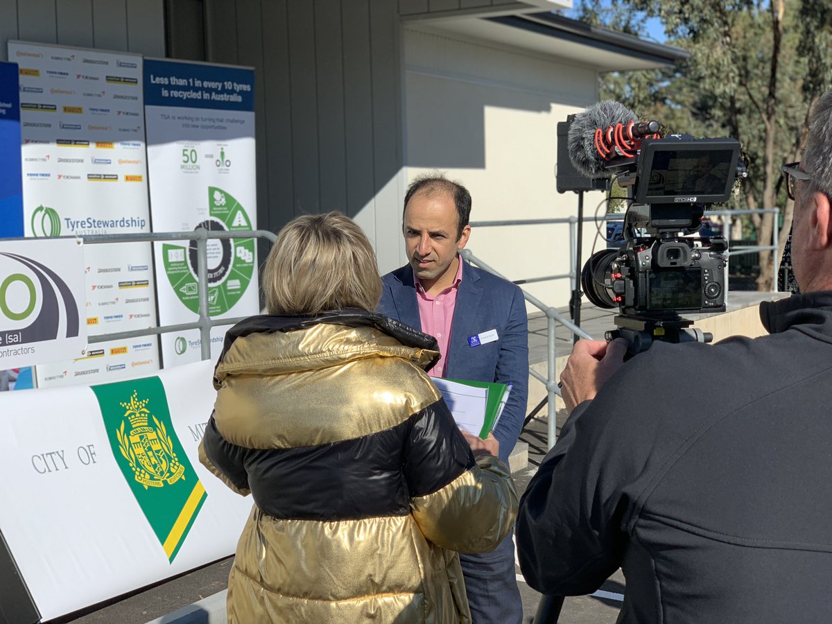 GANarsilio's tweet photo. @DisfaniM @CityofMitcham @TyreStewardship @unimelb @engunimelb Great to see colleagues growing and making an impact! Here with part of his research team and the very supportive Mayor of @CityofMitcham Heather Holmes-Ross for the launch of the permeable pavements project (under operation). https://t.co/xNlNlYxpIm