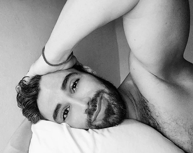 RoAlpuche's tweet photo. Great Monday, ready to get sleep! 🤗😴💤.
.
.
.
.
.
.
#sleepytime #handsomeboy #handsomegay #handsomeface #handsomeandintelligent #handsomebeard #handsomebeargay #gayboy #gaylife #gayselfie #gaycute #gaybeard #gaysexy #gayandhappy #gayadorable #gaybeautiful #sexyselfie #bearded… https://t.co/brDE66GPz8