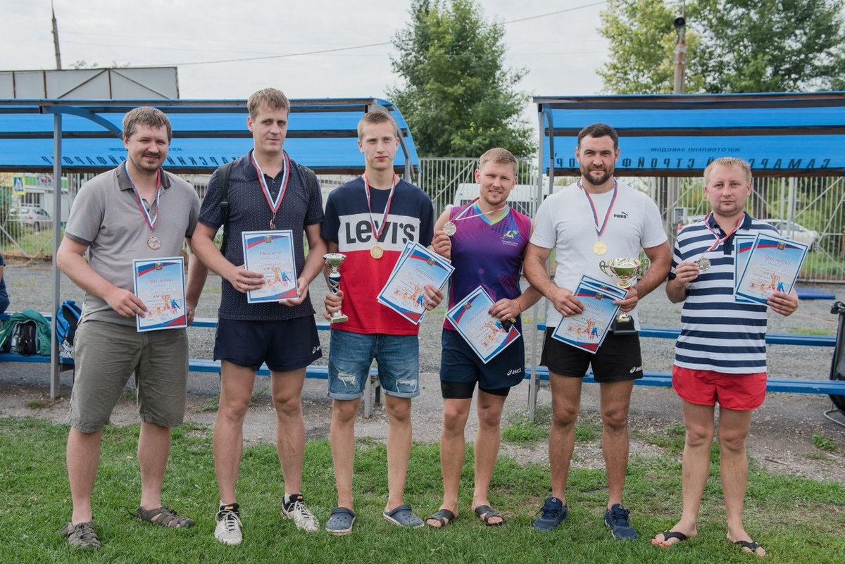 ДЕНЬ ФИЗКУЛЬТУРНИКА 🏆!
10 августа на стадионе "Волжские зори" состоялись соревнования посвящённые Дню физкультурника.