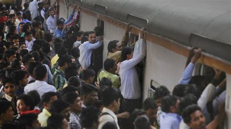puneet_sapaliga's tweet photo. @Yogesh8990 @ca_jeevanpc @drmpune @drmmumbaicr @GM_CRly @RailMinIndia @PiyushGoyal @SRDOMPUNECR @MPShrirangBarne @Lokeshrane7 @BalaBhegade @Central_Railway Concerned authorities must focus of safety of commuters.
Lakhs of commuters from satellite towns face a lot of difficulty.
#Pune Rly Division has been neglected from a long time.
A growing metropolis needs better public transport service (Suburban local trains)
@OfficialPMRDA https://t.co/trhPgwOXDt