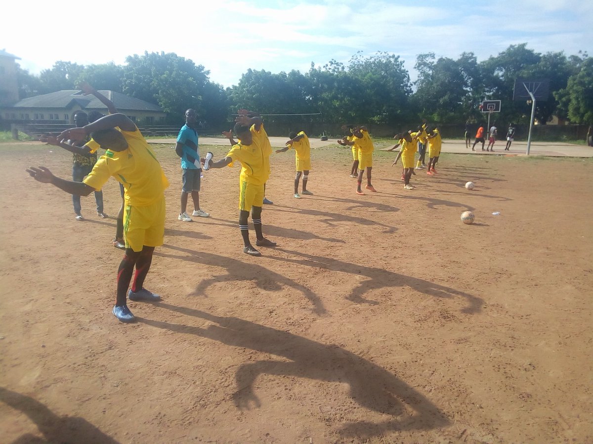 FCLeyenda_NG's tweet photo. Caption #Saturday10/2019 @Abesan Mini Stadium Ipaja Alimosho Lagos State. #AlimoshoFCVsFCLeyenda #0:0 #Draw @MotorikFC @ballandthecity @lietta_bae263 @gbagadafc https://t.co/OgwcC6raqQ