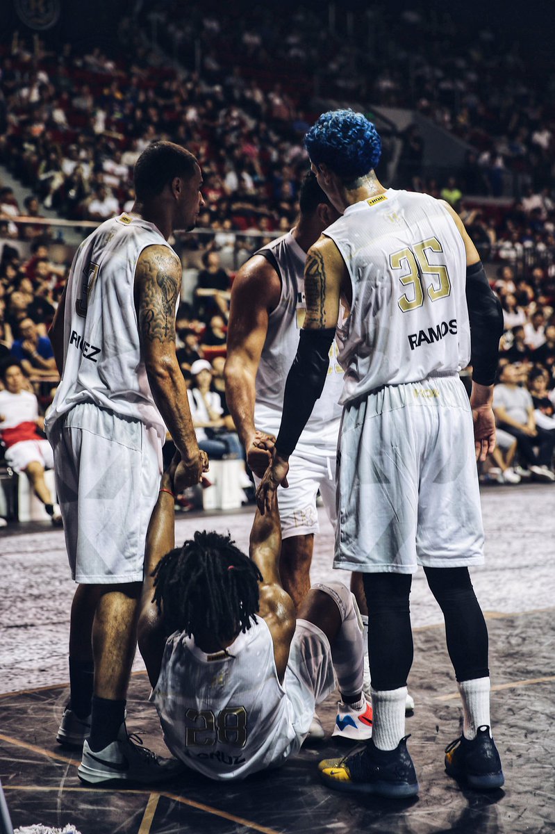 Our Mexico Select Team finished 2nd place at the King of the Kings World Hoops Challenge (a Global Pro-A Tournament in Shanghai-China), being the only participating Latin American Team from 12 countries and 16 teams.