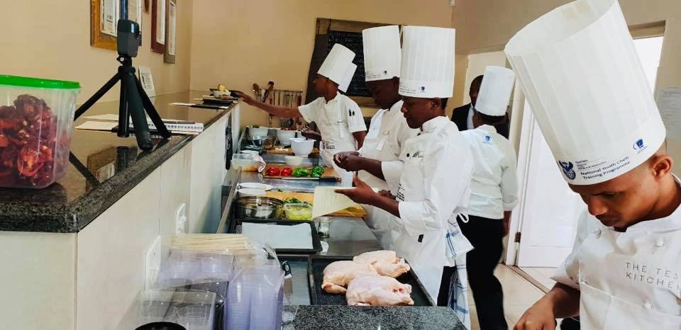 sa_chefs's tweet photo. A Culinary Tour de France with Le Calabash.🇨🇵️
Stand a chance to be part of a life time opportunity at the Le Calabash for a six week internship to explore the culinary capital of France with Chef Alison and Sidney Bond.
https://t.co/UG5rgss78l
#LeCalabash
#SAChefs
#iamaSAChef https://t.co/1zCKg2yZLT