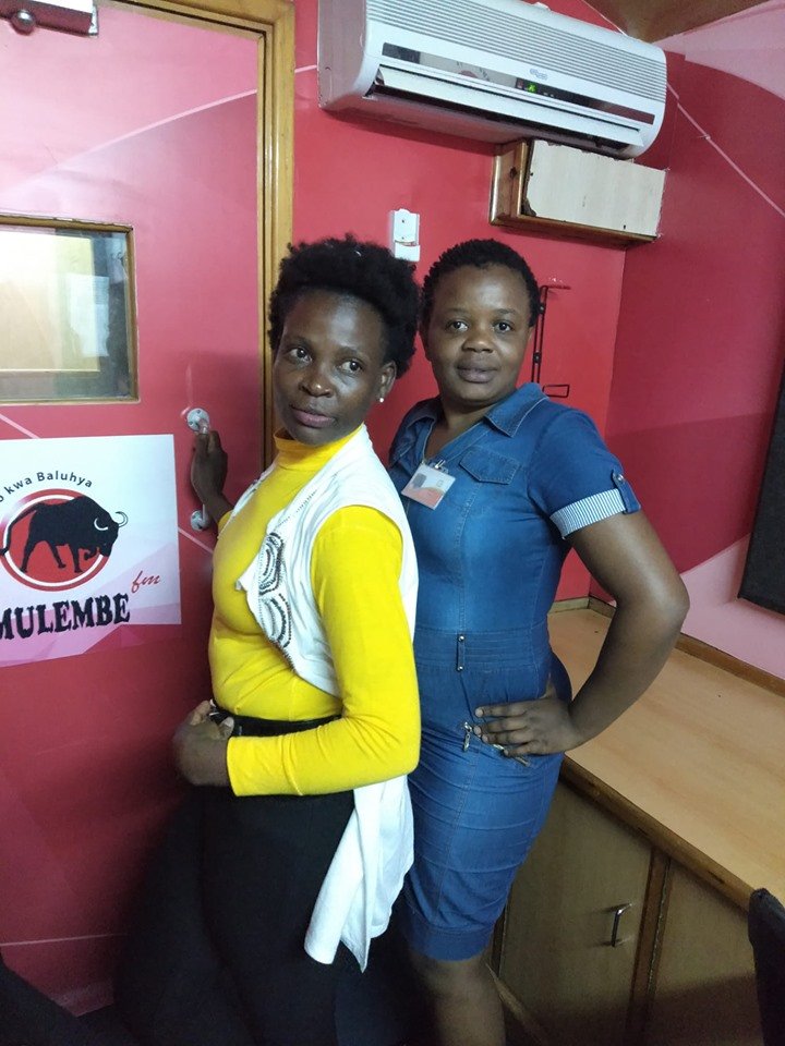 #Tinyirirakhukorokoro 
Bushiere.. Its a beautiful Tuesday  ndani ya Tinyirira Khukorokoro unatutegea ukiwa wapi? Karibu mpangoni hadi Mwisho

sms 22954 Nochakanga nende likhuwa mulembe
Rozy Atieno Nende Stella Omusula
<a href="/Mulembe_FM/">MulembeFM</a>