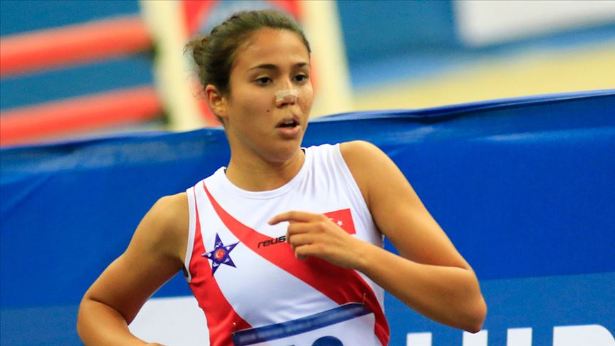 İlke Özyüksel'den dünya rekoru bit.ly/2MXIyw9