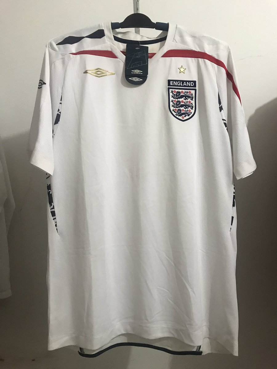 HatrickJersey's tweet photo. #Hatrick3
England H'07/09 sz M ( 74x52 ) BNWT 😎😎 https://t.co/z3sX4y2fM7
