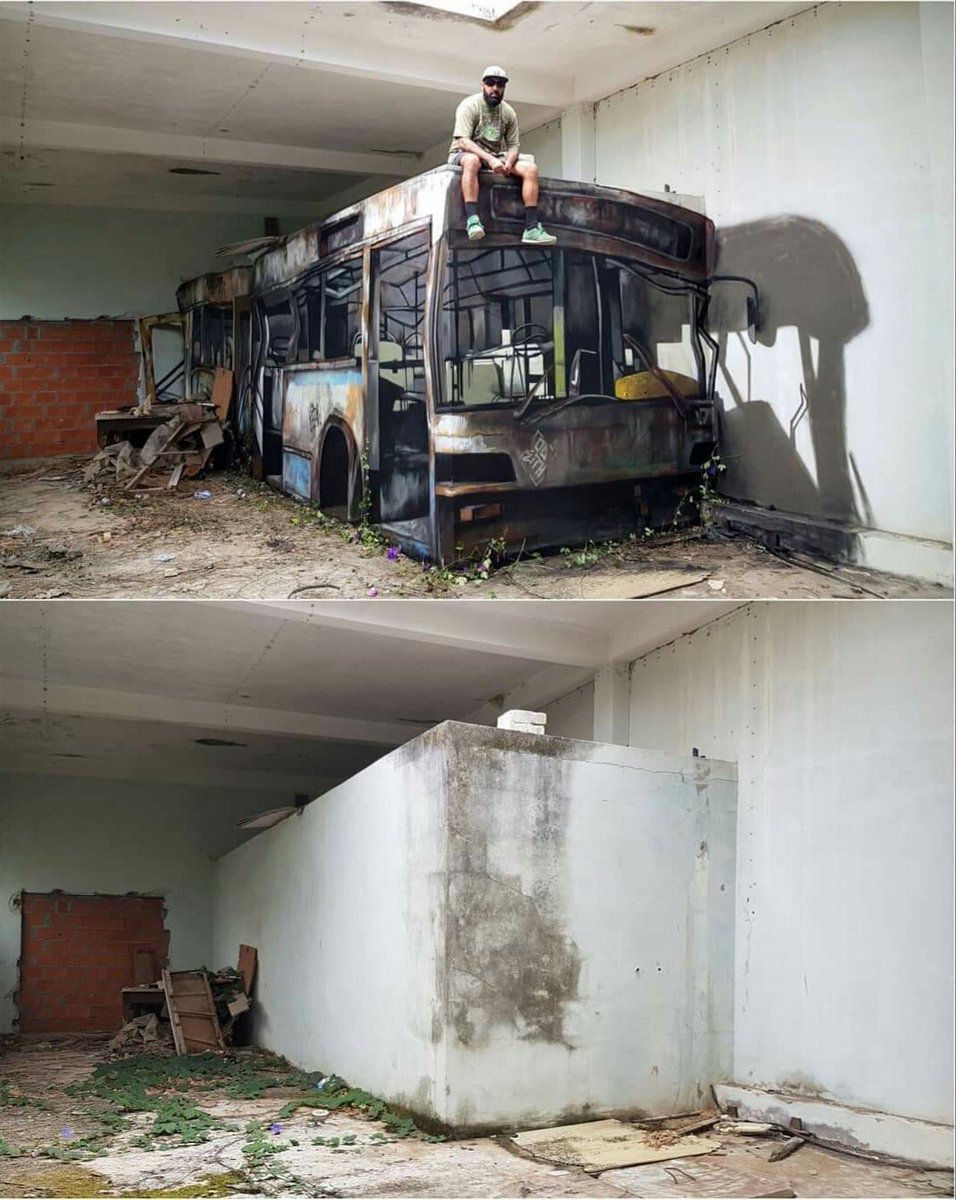 HauntersDigest's tweet photo. And this is the guy that you want painting the scenery in your haunt. Everything is 100% graffiti... #masterpiece #masterartist https://t.co/CArGgJrqB2