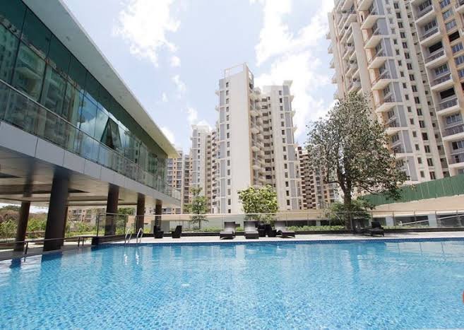 HousingBag's tweet image. housingbag.com/pune/pimpri-pr…
Mahindra Antheia , Pimpri, Pune. Luxurious 2, 2.5 &amp;amp; 3 BHK Flat with all high class amenities . For More details call : 8600041115 #punerealestate #puneproject #puneproperty #housingbag #bestprice #bestdeal #nagpur #pune #Mumbai