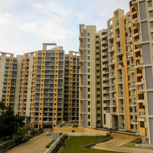 HousingBag's tweet image. housingbag.com/pune/pimpri-pr…
Mahindra Antheia , Pimpri, Pune. Luxurious 2, 2.5 &amp;amp; 3 BHK Flat with all high class amenities . For More details call : 8600041115 #punerealestate #puneproject #puneproperty #housingbag #bestprice #bestdeal #nagpur #pune #Mumbai