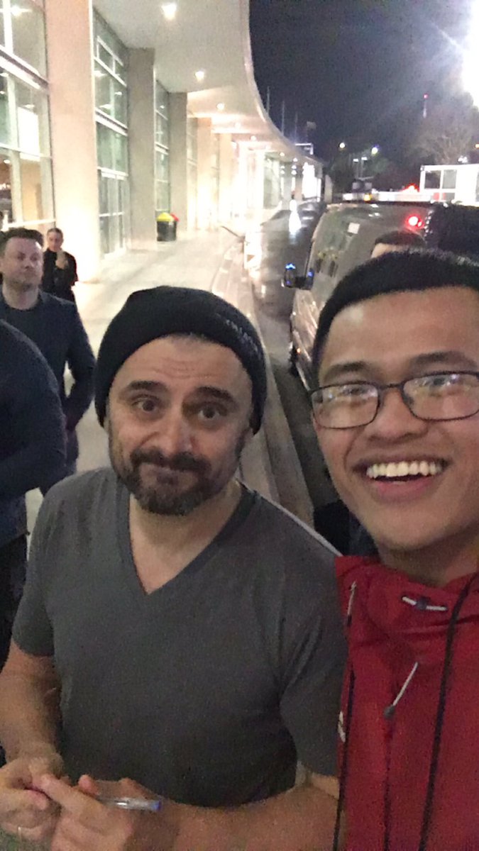 _ralphchavez's tweet photo. @garyvee https://t.co/DFFGW4FFzn