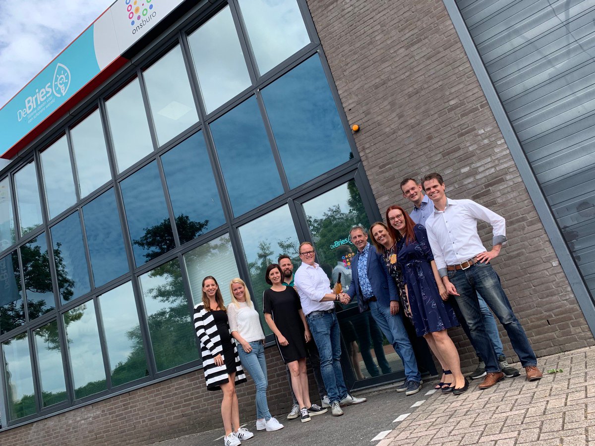 De Bries en <a href="/onsburo/">onsburo</a> uit #Eindhoven bundelen krachten samen! De #fusie past uitstekend in de strategie om verder te groeien en een sterke positie te ontwikkelen met een blijvende focus op het #circulaire #gedachtegoed en het #duurzame karakter. 

debries.eu/de-bries-en-on…
