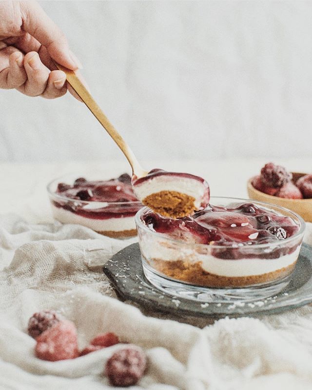cooeeph's tweet photo. Is your Tuesday feeling more like a Monday too? 😅

Then reward yourself with this No-Bake Blueberry Cheesecake! We're open until 12AM today. #cooeeph https://t.co/72Nwyj2nqS https://t.co/Gpe5ZKWbP6