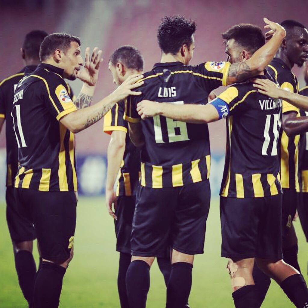 VillanuevaRoll's tweet photo. Well done Shabab 💪👊⚽️🇨🇱🇸🇦 to the quarter final!! Congratulations to all Ittihad family 👏👏👏 @RENOO_70 📸 https://t.co/T3ak96skqi
