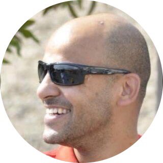 fatsernad's tweet photo. #الحرية_للمعتقلين_البدون31 

تمنيت اتهنا بالعيد بشعوري بالراحة بوجود المعتقلين ببيوتهم بين اطفالهم واهاليهم

لكن اراد الجهاز والعنصريين ومن معهم وخلفهم 

ان نحترق بقهر الظلم والجور جميعا https://t.co/9zVnvLrhw0
