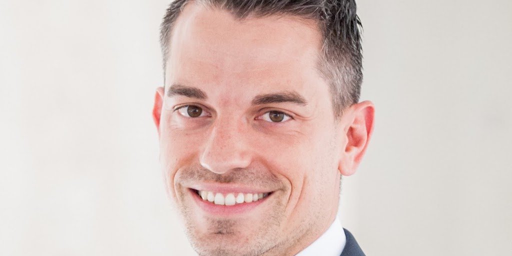 smartimmo_io's tweet photo. Wie kann ein zielgerichteter Einsatz von #IoT-Applikationen in Immobilien die Interaktion zwischen Nutzer und Eigentümer verbessern? Mehr dazu von Gerald Kremer (Chief Digital Officer, CS Asset Management) am #smartimmo2019 Kongress. 
Tickets unter: https://t.co/8NQQekwmAC https://t.co/ZAmA00BAjP