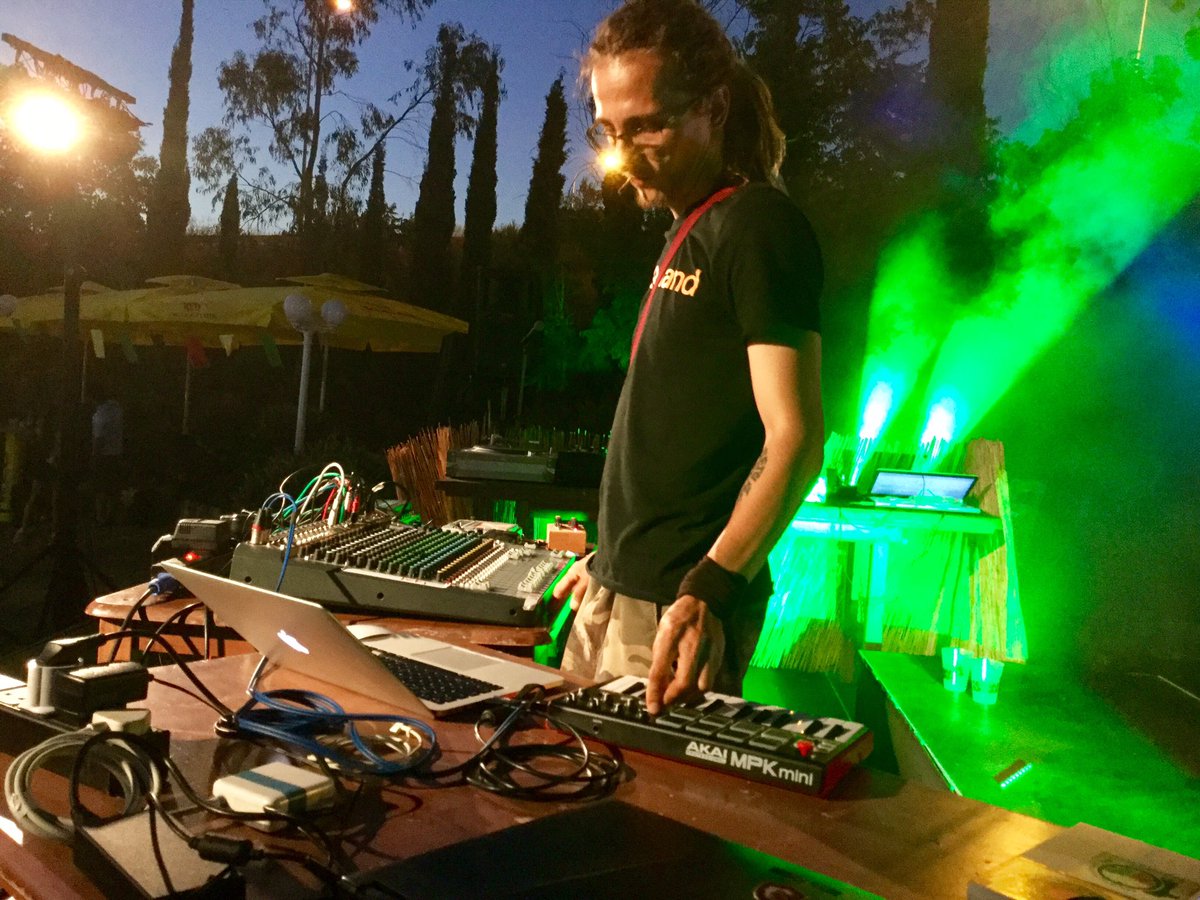 Dubophonic's tweet photo. Give thanks @HermitDubz @dub_cmd @DubThomas_& Subconscious Dub 🙏 Big vibes coming from the @Dubophonic #dub station at @ReggaeSunjam Brand new #releases coming soon #rootsreggae #reggae #Cyprus #κυπρος #dubophonic #reggaesunjam #festival #onelove #red #gold #green #rastafari https://t.co/mKqxbL3SzV