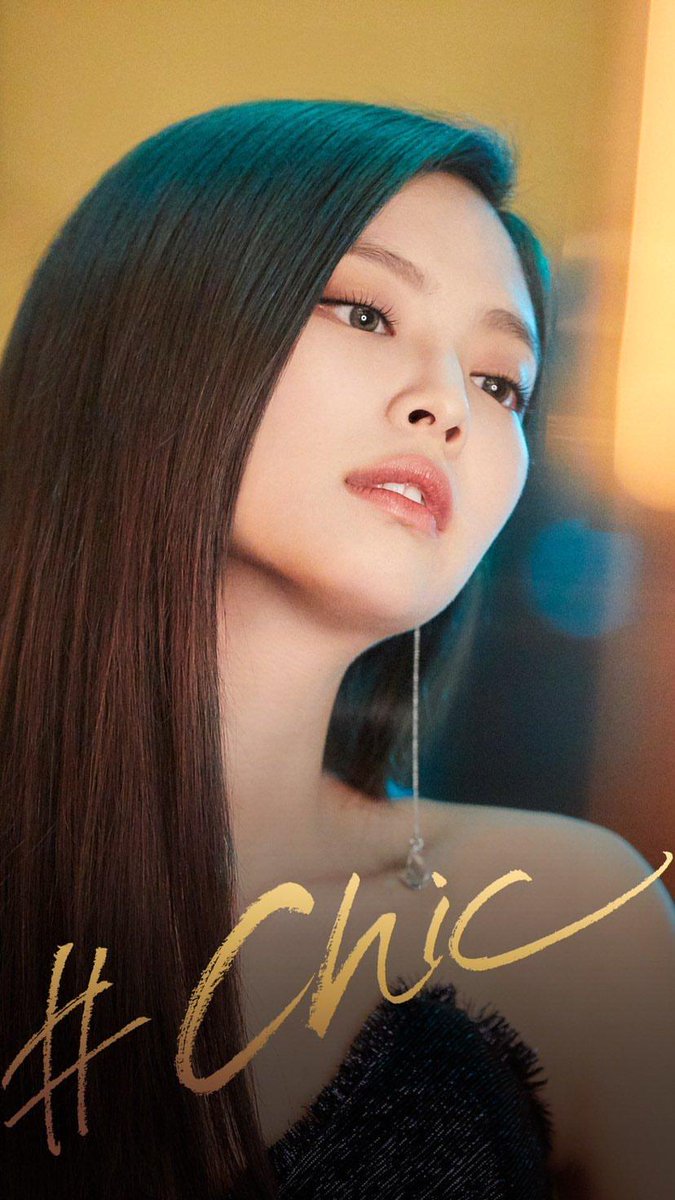 ​BLackpINK L1SA tweet media