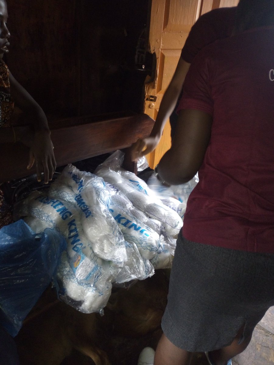 Chinny_Nenyenwa's tweet photo. We are advocate of the needy in Ark Of Relief Foundation below are the beneficiaries
#arkofrelieffoundation
#advocatefortheneedy
#povertyalleviation
#SDGs
#socialimpact
#humanitarian
#sustainability
#makokocommunity
#empowerment https://t.co/GsToRVUEO6