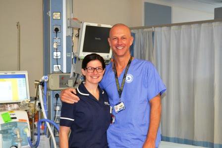 BlackpoolHosp's tweet photo. Blackpool Critical Care consultant spends a day as a staff nurse: https://t.co/NMh0QQOFzl https://t.co/xbWPeIHhM4