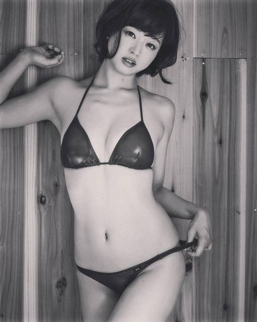 この人誰か知ってる人いませんか???