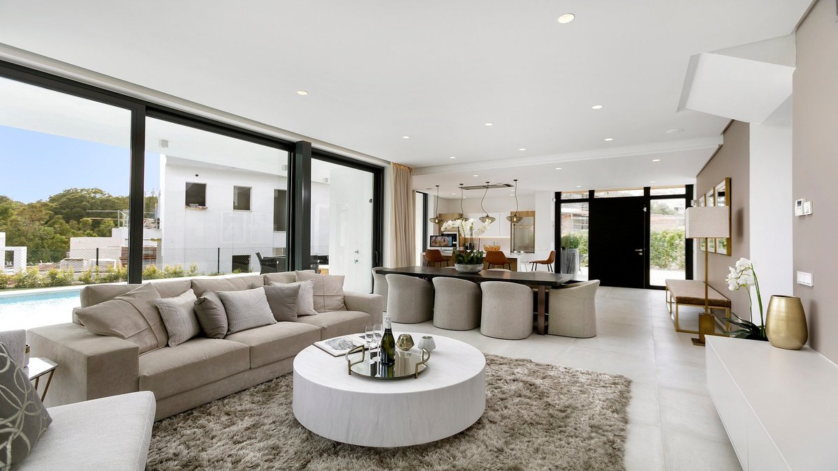 MarbellaDream's tweet photo. Villa for sale in Estepona, Atalaya! Arboleda brings a brand new luxury real estate offering to an established area with a vibrant community. Atalaya is a beautiful, convenient location at the heart of the Costa del Sol, sitting on the border between Marbella and Estepona✨🔥 https://t.co/7i9uP9g6rF