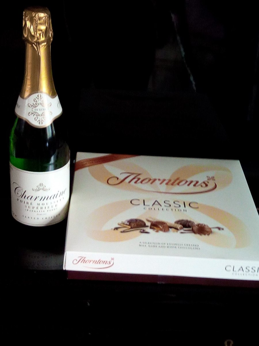 Thank you to <a href="/bt_uk/">BT</a> #burystedmonds group for cleaning up #seapalling beach last thursday , collected around 35 kg and thank you very much for the chocolates and wine as a thank you, was very unexpected and kind :) Well done to you all :)