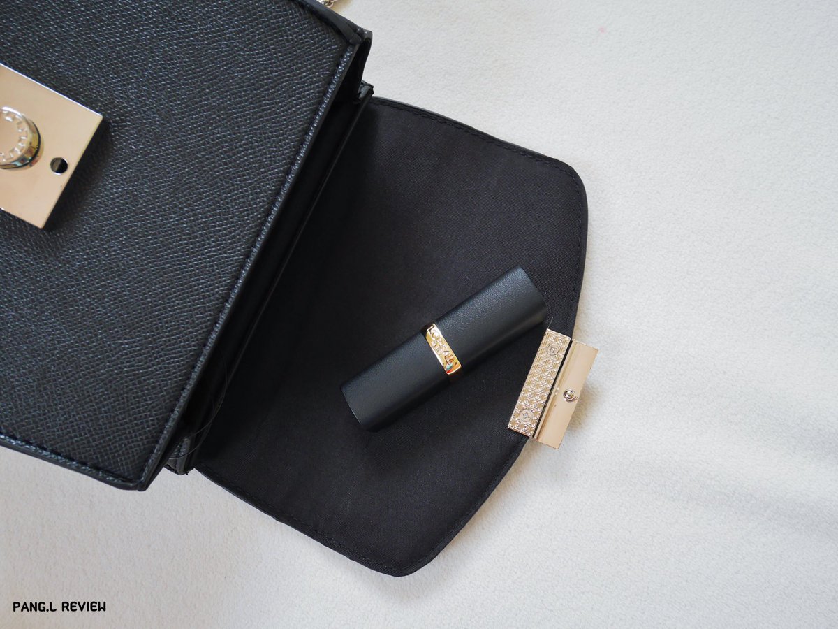 PangLReview's tweet image. ใหม่! ลิปแมทเนื้อนุ่ม ที่มากับแพคเกจสุดหรู เป็นเนื้อแมทที่ให้สัมผัสที่นุ่มและให้สีที่ชัด วันนี้ทางแบรนด์ใจดี มีมาแจกด้วยกัน 3 รางวัล กับสี 242 Rose Nuance
#ColorRiche

เพียงแค่ follow + retweet นะคะ

*ประกาศผล 17 สค. 62 จ้า*
#LorealParisTH #LaBrick