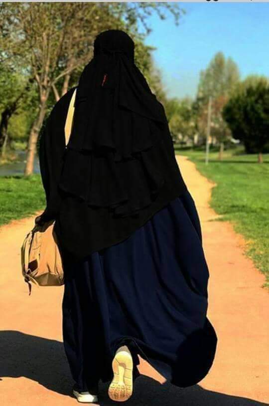 فرحة عيد معكم حبيبتي