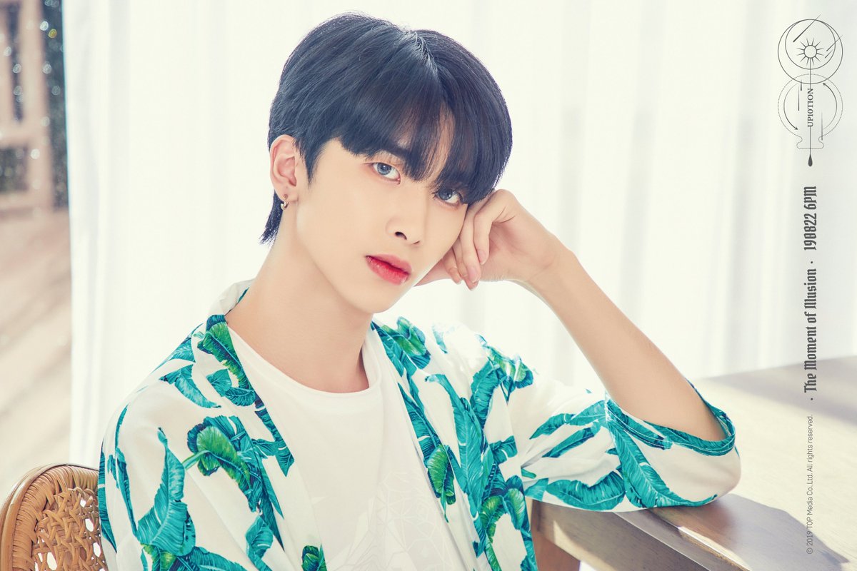 UP10TION's tweet photo. UP10TION [The Moment of Illusion] Official Photo Moment ver. (STAR) 190822

#업텐션 #UP10TION #The_Moment_of_Illusion #선율 #SUNYOUL #규진 #GYUJIN #환희 #HWANHEE #샤오 #XIAO https://t.co/W2vBxbKXP4