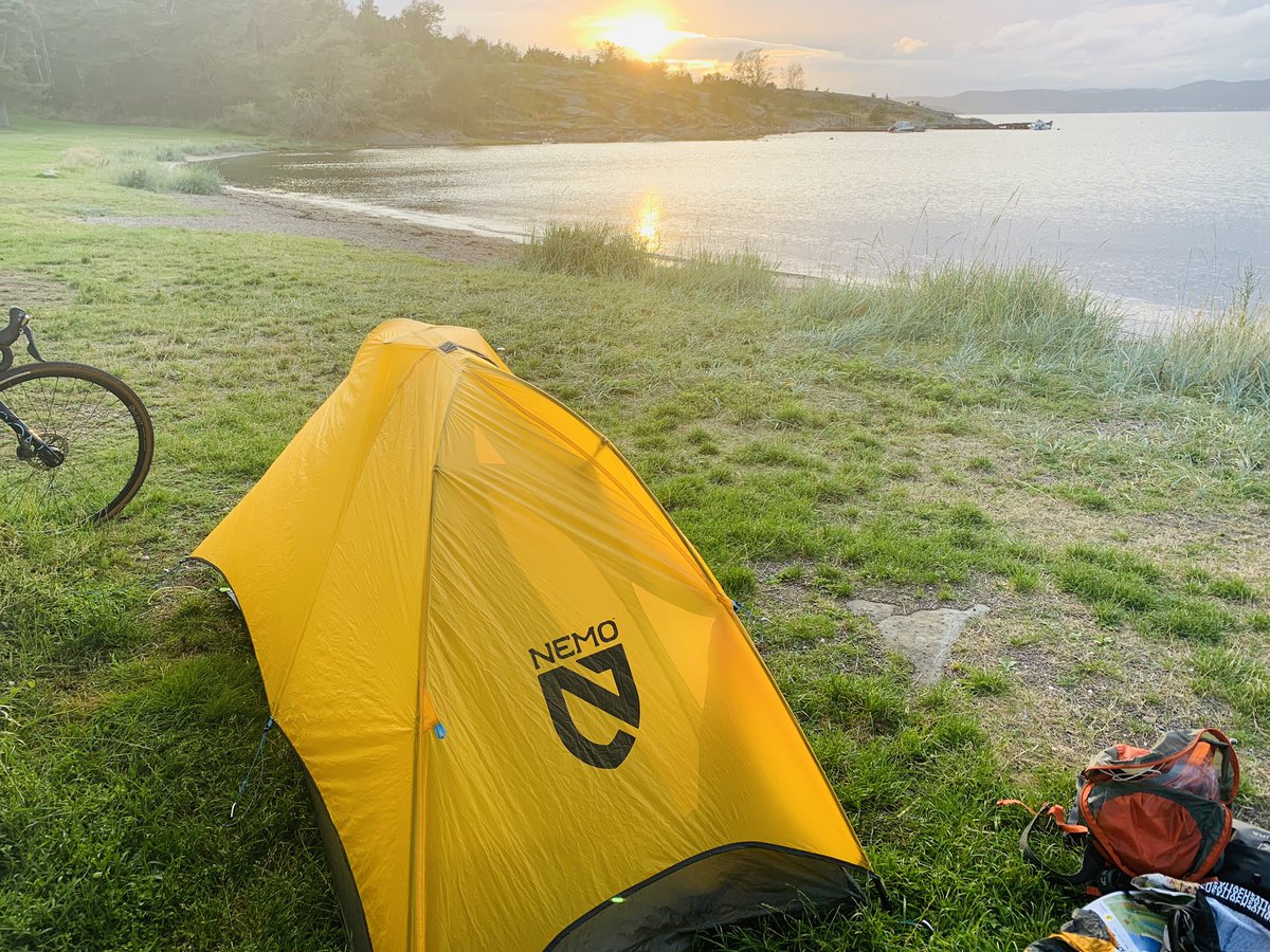 Bike, tent and that feeling of freedom...can’t beat it! 🚴🏻‍♀️🏕💛#norwaytolondon #pedalforcleanair #sustainabletravel #explorebybike