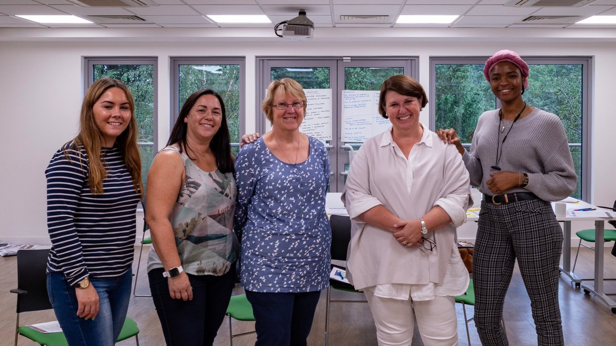 Welcome our latest fabulous Compassionate Neighbours to the project! So excited to have you on board and can't wait to hear your stories about supporting people with @gbchospice <a href="/Compneighbours/">Compassionate Neighbours</a>